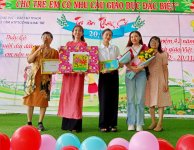 Nhà Giáo Việt Nam