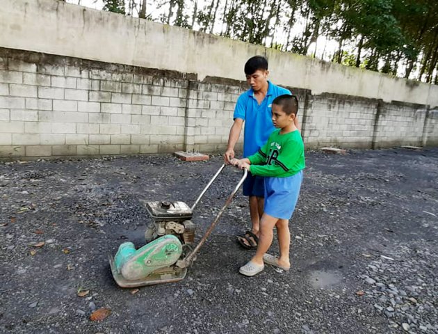 Không giới hạn 2