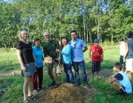 Tham quan và trồng cây